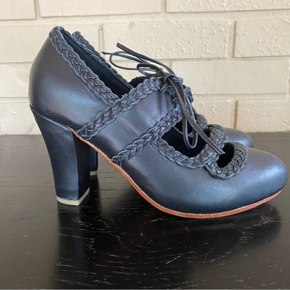 ELF Shoes - NEW Elf Handmade Braided Leather Black Heels Sz 8 MSRP $170 Goth Vamp Victorian